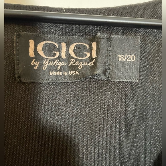 IGIGI Polka Dot Dress Size 18/20 Pink & Black Short Sleeves V-Neck Knee Length - Picture 3 of 9